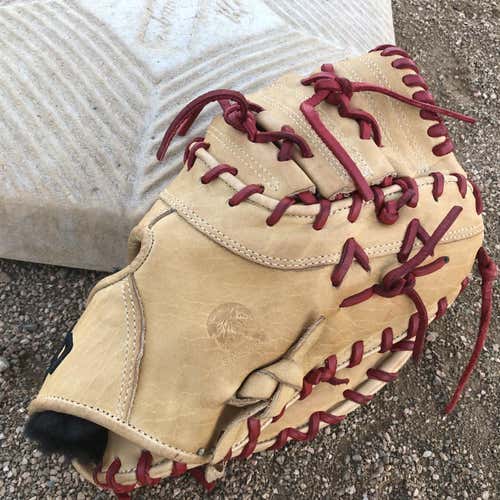 Nokona First Basemen Mitt S-130