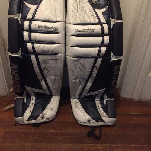 Velocity V3 Goalie Leg Pads Senior