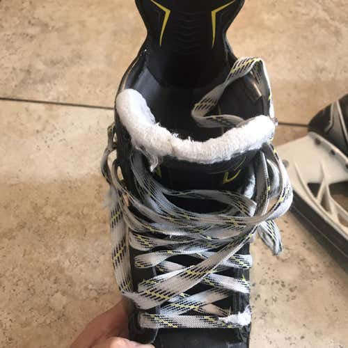 Super Tacks Hockey Skates Junior Size 5.5