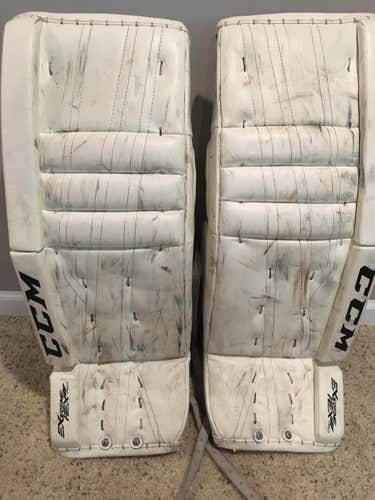CCM Extreme Flex 760 Goalie Leg Pads Senior