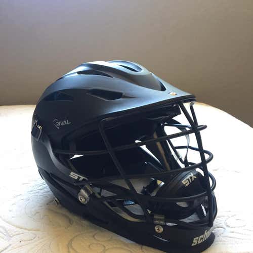 Rival Helmet Adult