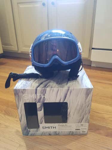 Smith Junior Medium Helmet and Goggles