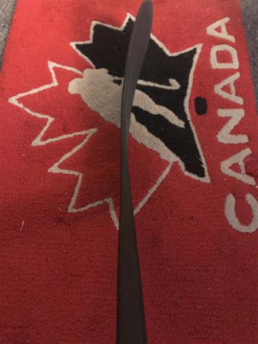 New Synergy HTX Hockey Stick Lefty Mid Pro Stocks