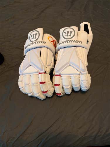 New Warrior Lacrosse Gloves