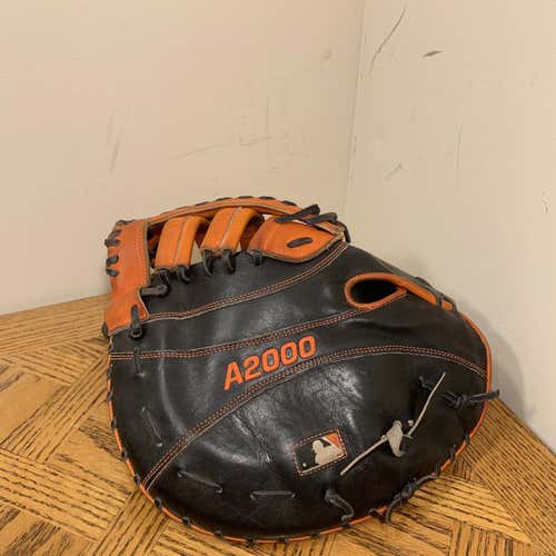 A2000 Baseball Glove Adult
