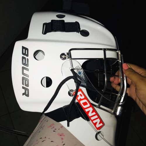 New NME 8 Goalie Mask Senior