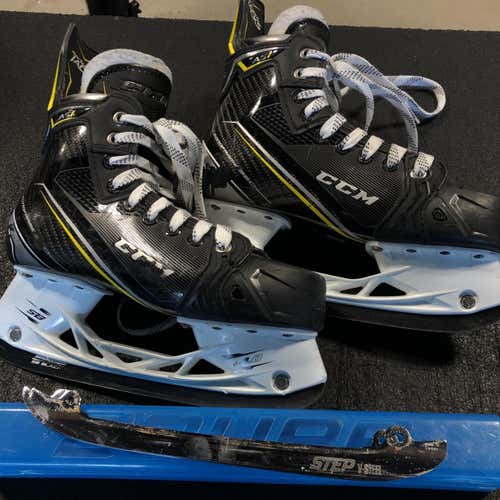 Super Tacks AS1 Hockey Skates Junior  Size 5
