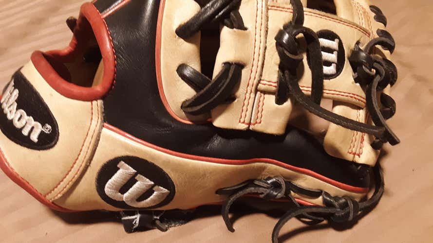 Wilson Baseball Glove