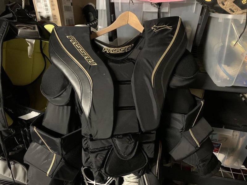 Passau Senior Standard (Non-Pro-Pack) C/A Medium Chest/Medium Arms