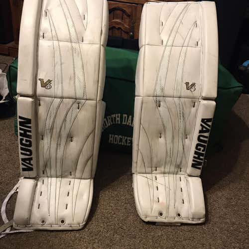 Velocity V6 Goalie Leg Pads Senior