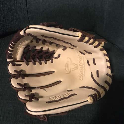 New Akadema Baseball Glove