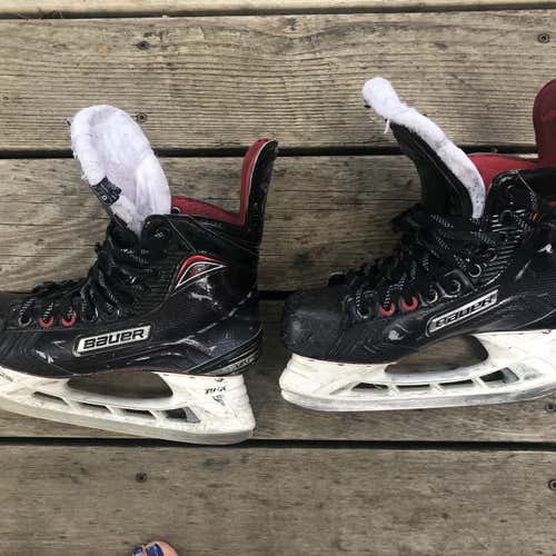 Vapor X900 Hockey Skates Senior  Size 6.5