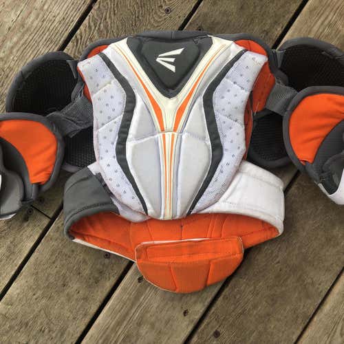Mako Shoulder Pads Junior