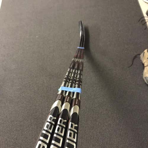 New Vapor 1X Lite Hockey Stick Righty Mid Intermediate 2 Pack