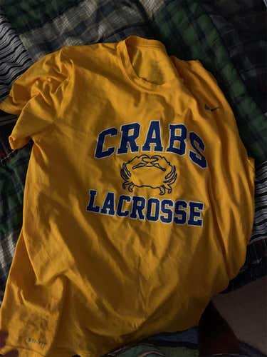 New Nike Shirt Adult