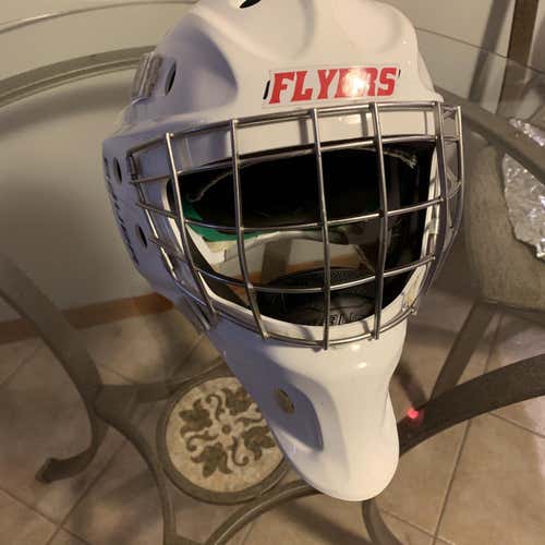 NME 4 Goalie Mask Senior Pro Stock