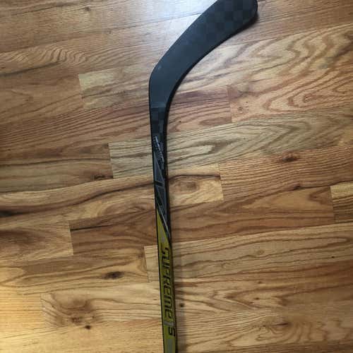 Supreme 1S Stick 102 flex Right p92