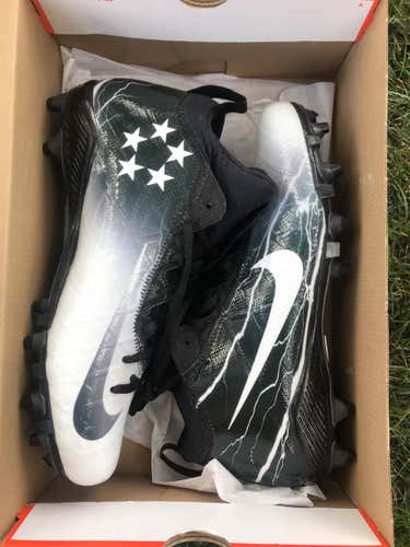 New Nike Cleats Adult