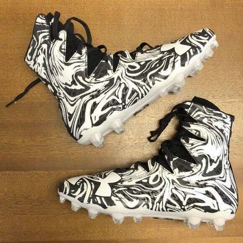 UnderArmour highlight lux men’s football cleats