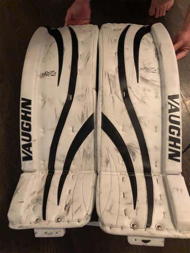 Ventus LT80 Goalie Leg Pads Intermediate