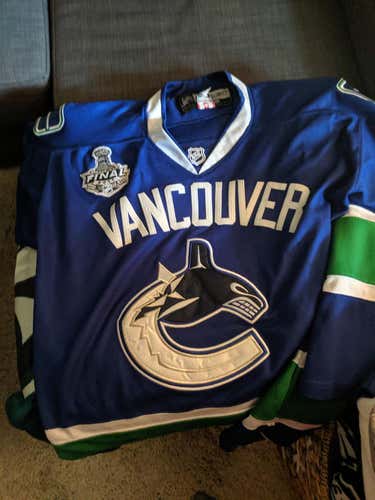 Reebok Vancouver Canucks Jersey