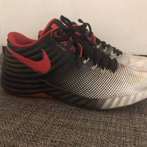 Nike Lunar Trout 2 turf shoes (Size 11) Red/Black/White