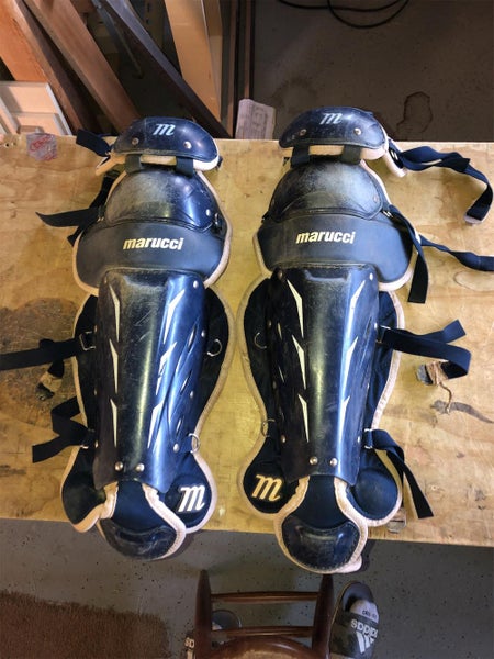 Marucci Catcher's Leg Guard Adult