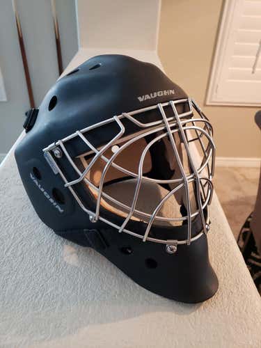 Vaughn 7700 matte black Sr large