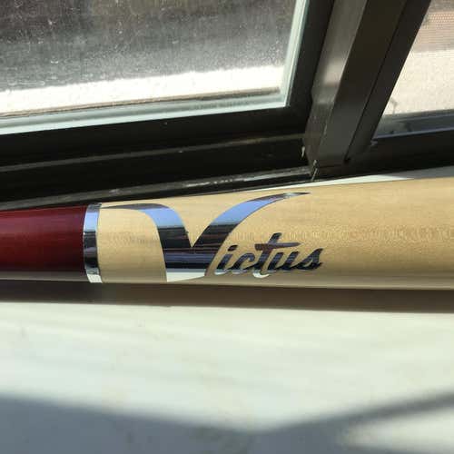 Victus Maple Pro Reserve V141- 33.5in 30.5oz