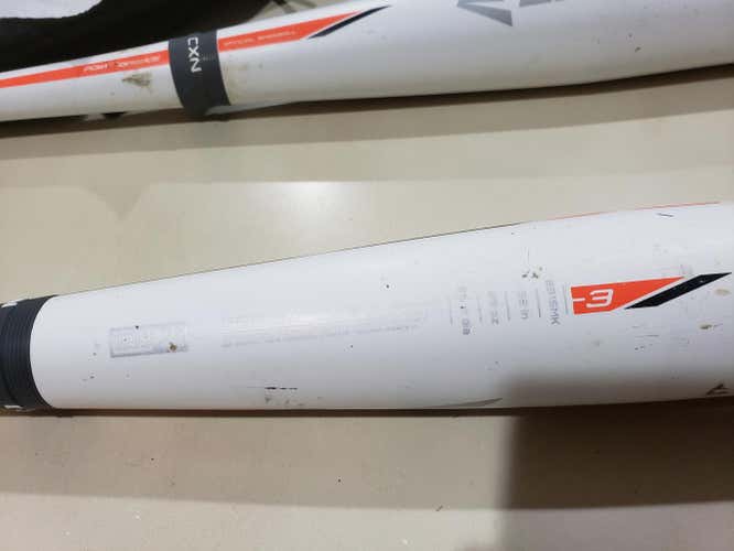 Easton Mako Bat
