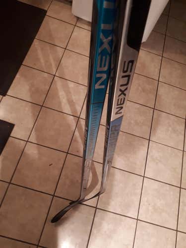 New Bauer Nexus 2N Pro Hockey Stick Righty Unknown Intermediate