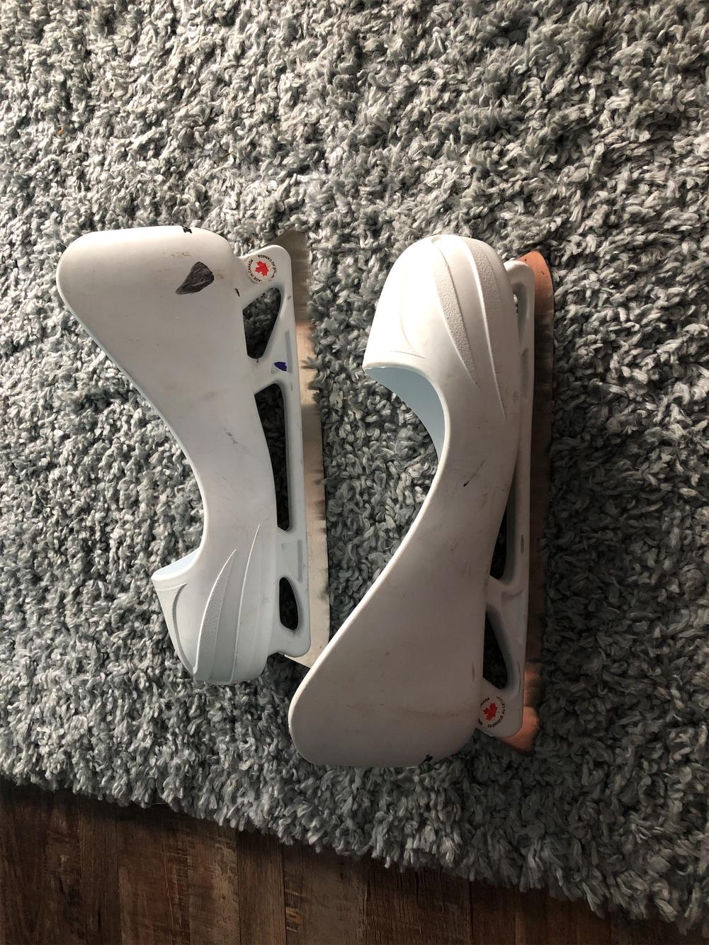 Koho Cowlings Hockey Goalie Skates Senior Size 10.5 SidelineSwap