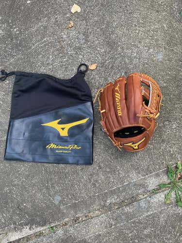 Mizuno Pro Limited Infield Glove