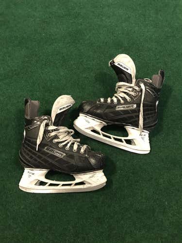 Bauer Nexus 5000 Hockey Skates Junior Size 4.5D