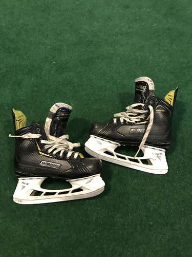 Bauer Ignite Hockey Skates Senior Size 5.5