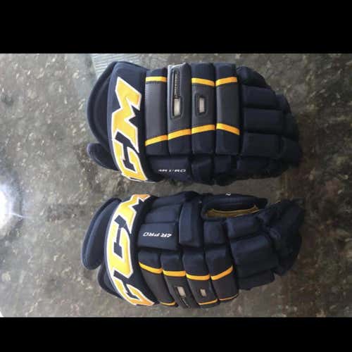 Ccm Pro 4-Roll Gloves Senior Pro Stock