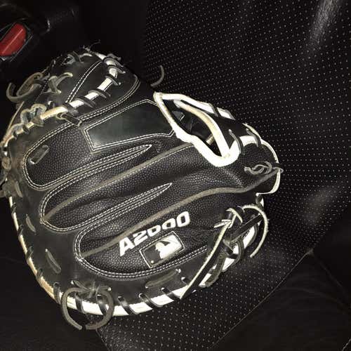 A2000 Catcher's Glove M1 33.5