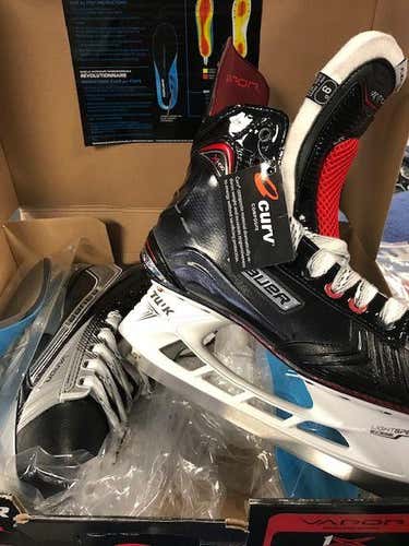 New Bauer Vapor X800 Hockey Skates Senior Size 9