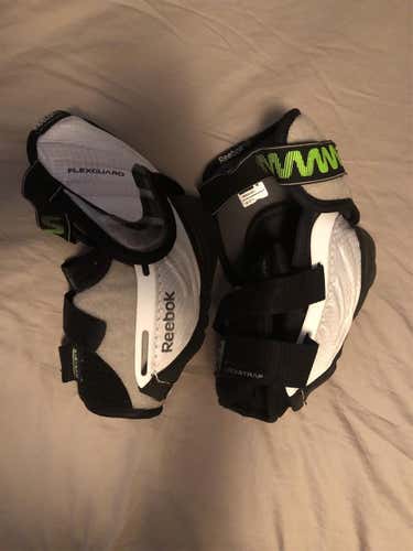 New Reebok 11k Pro Elbow Pads Senior Pro Stock