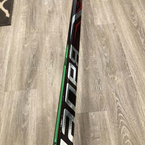 New Vapor ADV Hockey Stick Righty Toe Senior Pro Stock RH Grip