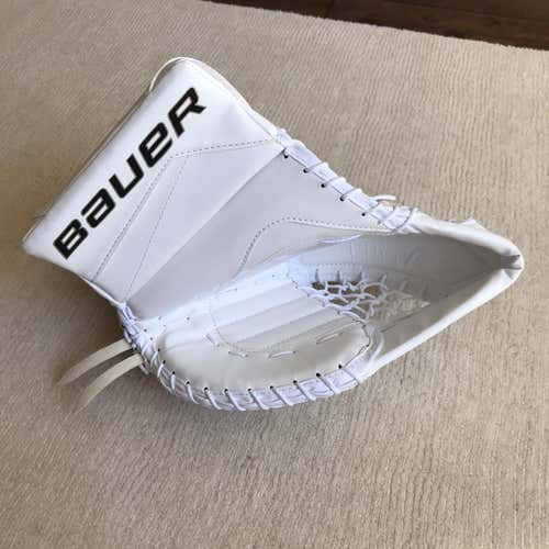 Bauer Reactor 5000 Goalie Glove - Senior / Regular / White - NEW
