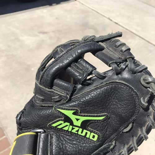 Mizuno Softball Glove