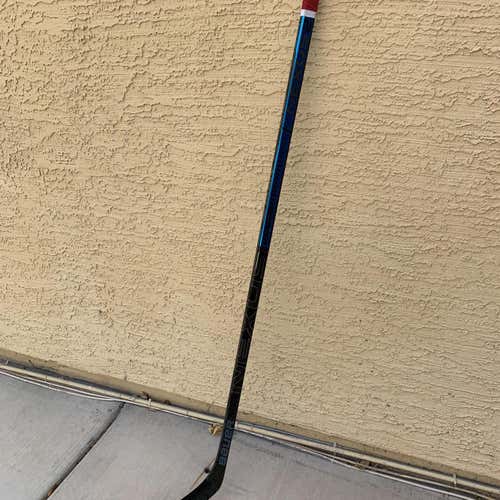 Nexus 2N Pro Hockey Stick Righty Mid Intermediate