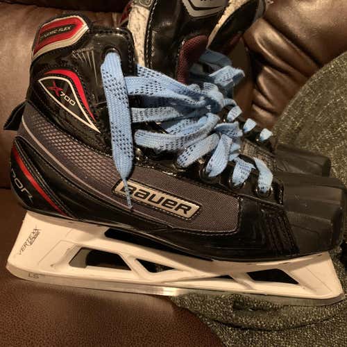 Vapor X700 Hockey Goalie Skates Senior Size 9.5