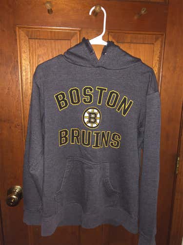 Adult Small Bruins Sweatshirt (Fanatics).