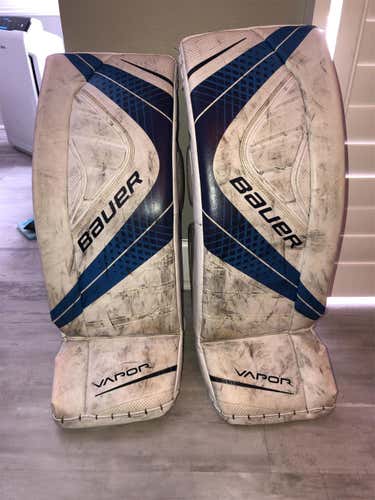 Vapor X900 Goalie Leg Pads Intermediate