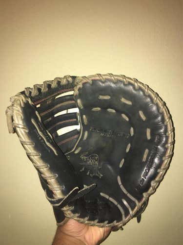 Heart of the Hide Baseball Glove