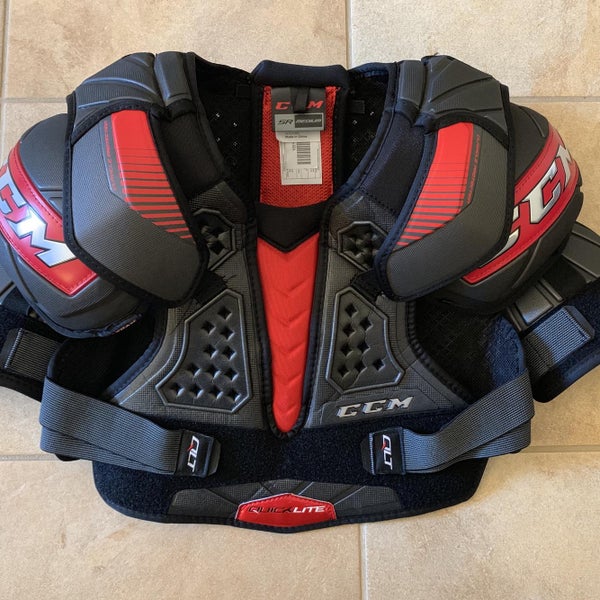 CCM QuickLite Shoulder Pads Sz M