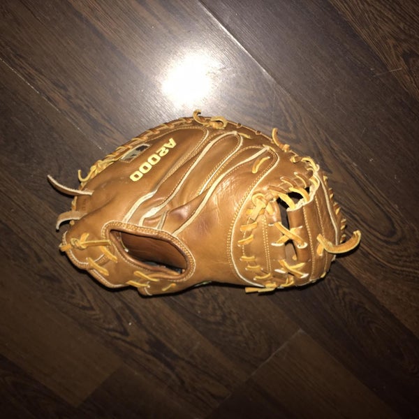 A2000 Catcher's Glove Adult