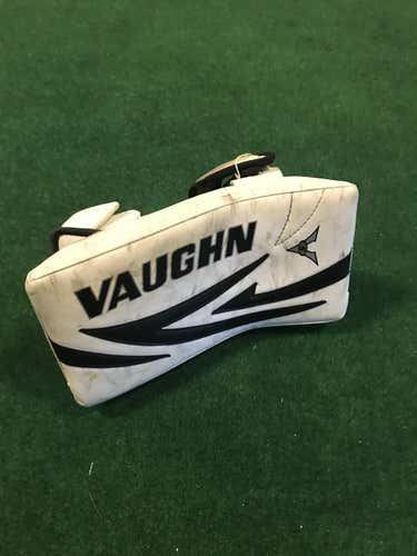 Vaughn Velocity V5 Goalie Gloves & Blockers Regular Junior
